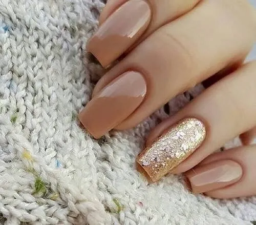 Những màu nail làm sáng da