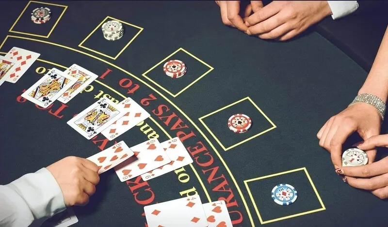 Hướng dẫn cách chơi blackjack chi tiết và đầy đủ nhất