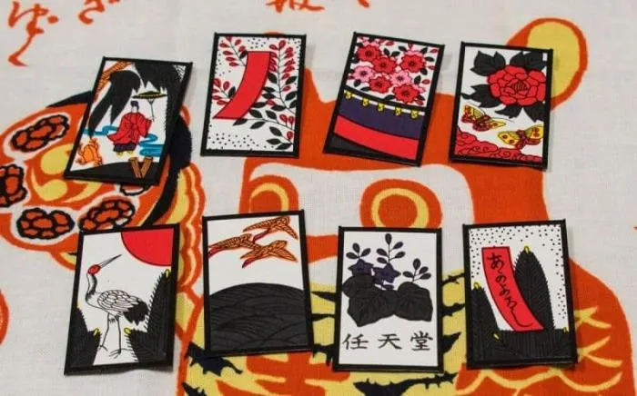 Bài Hanafuda Là Gì? Cách Chơi Bài Này Như Thế Nào?