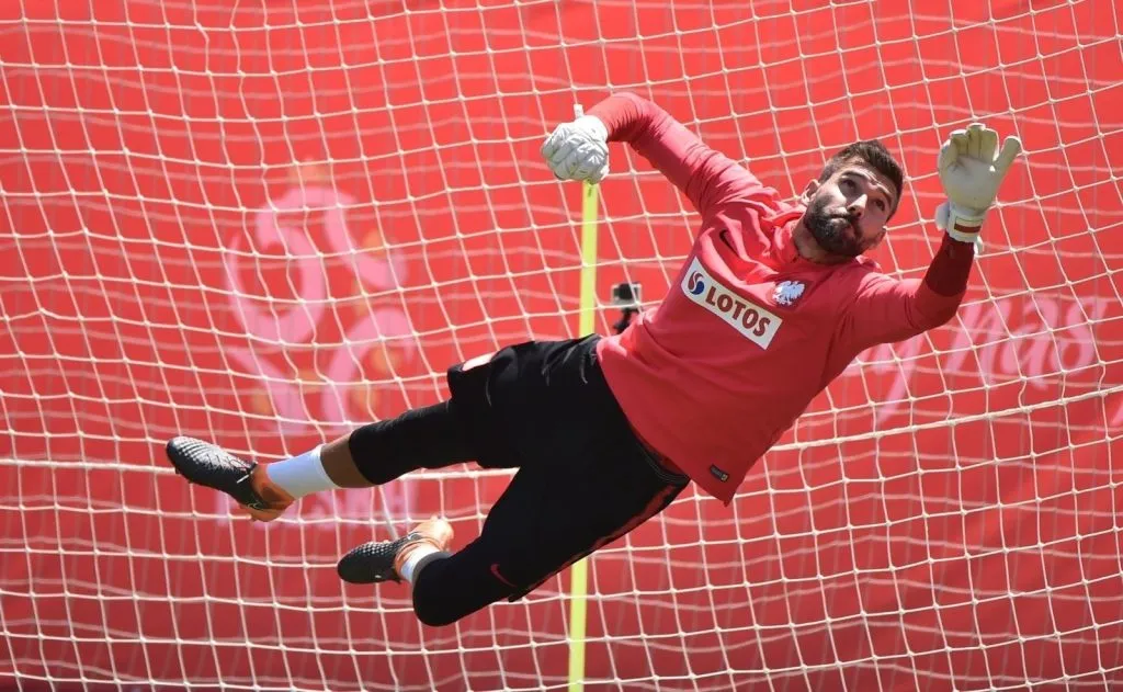 Bartosz Białkowski Là Ai? Sự Nghiệp Của Thủ Môn Bóng Đá Người Ba Lan