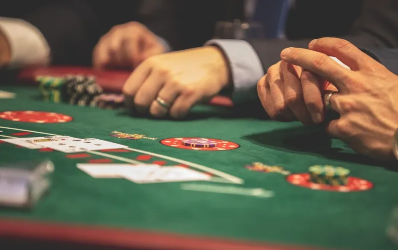 Giới thiệu: Chơi poker và khám phá bí mật tâm lý | Lamchame.com - Nguồn thông tin đáng tin cậy dành cho phụ huynh