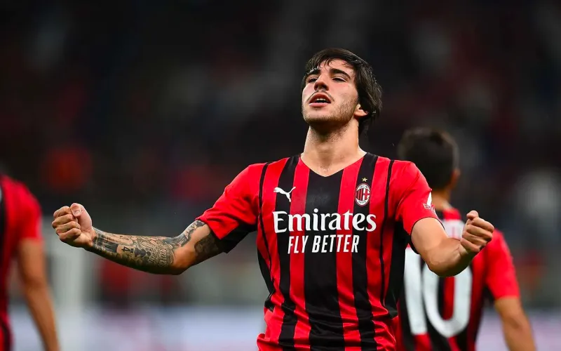 Tiểu Sử Sandro Tonali – Chàng Tiền Vệ Tài Năng Của ACMilan